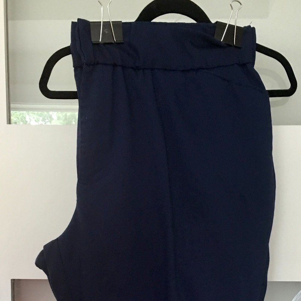 Navy Capris w/ Stretch